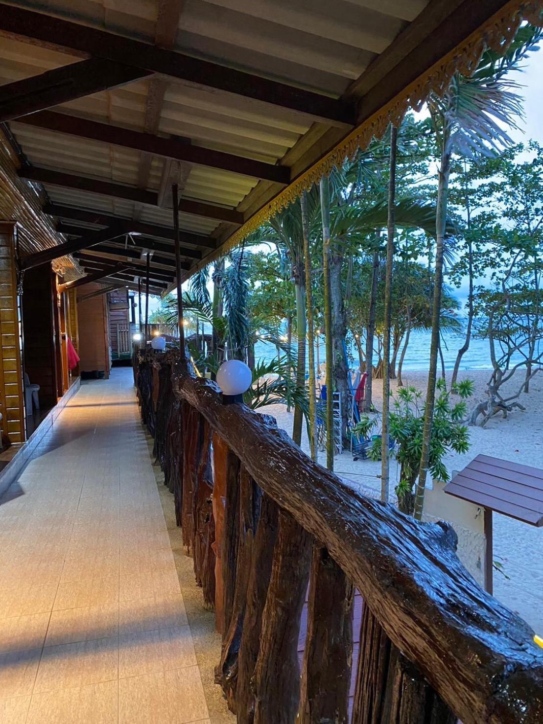 Ruan Mai Naiyang Beach Resort - Sha Plus Nai Yang Beach Buitenkant foto
