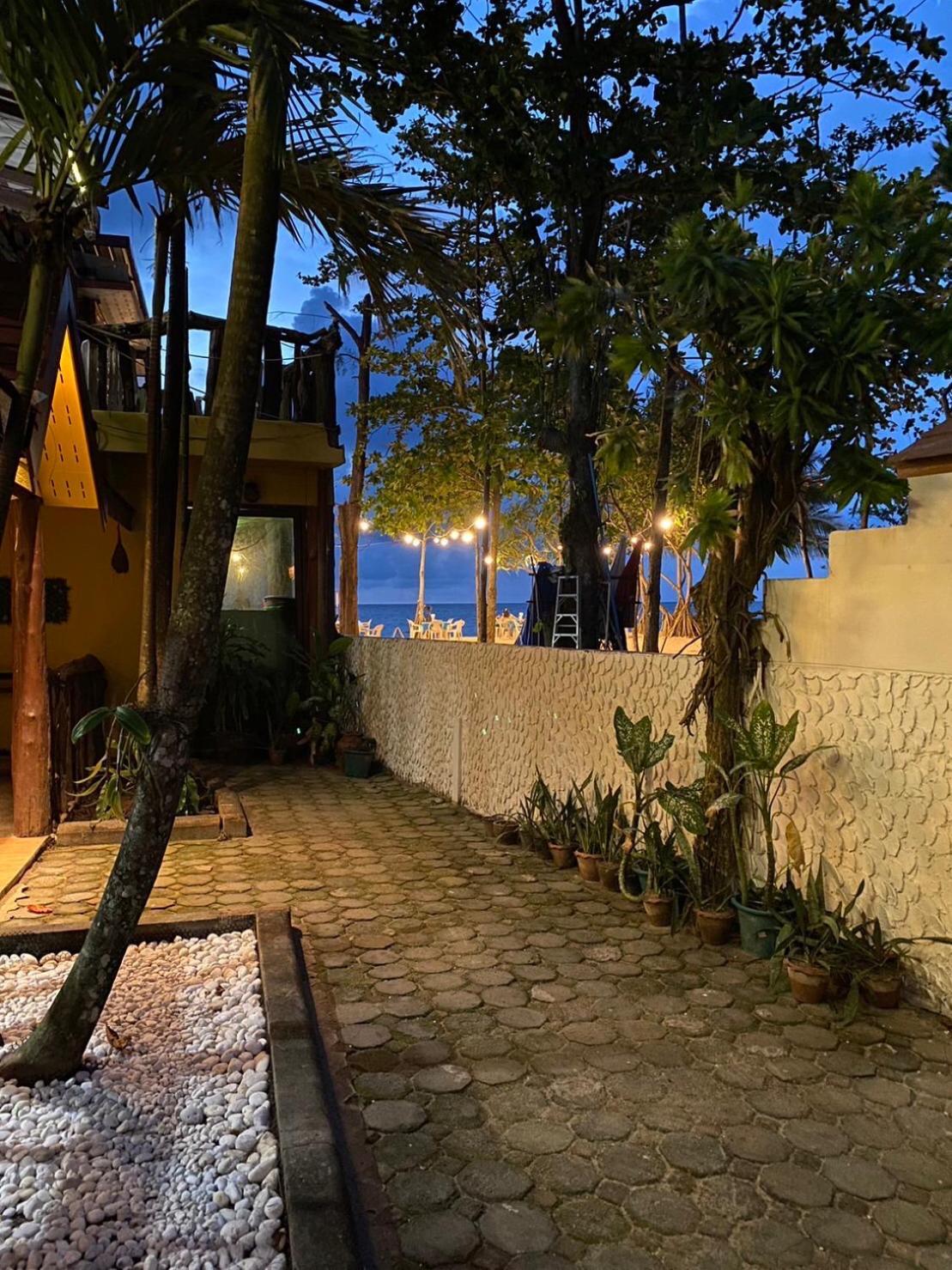 Ruan Mai Naiyang Beach Resort Nai Yang Beach Buitenkant foto