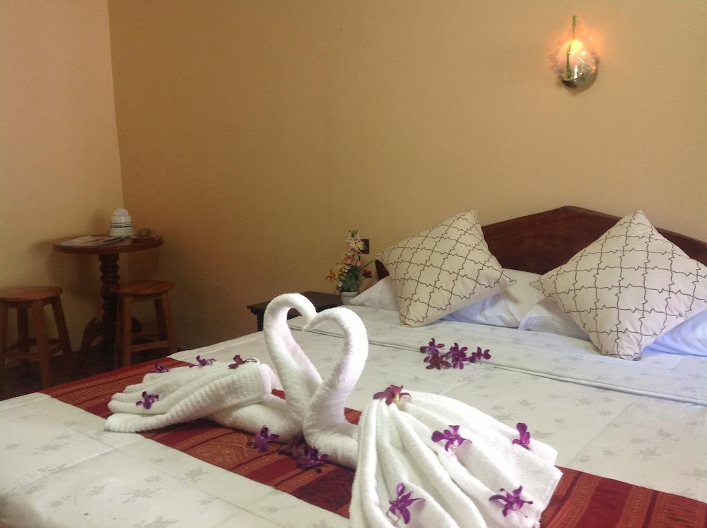 Ruan Mai Naiyang Beach Resort Nai Yang Beach Buitenkant foto