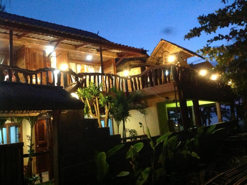 Ruan Mai Naiyang Beach Resort Nai Yang Beach Buitenkant foto